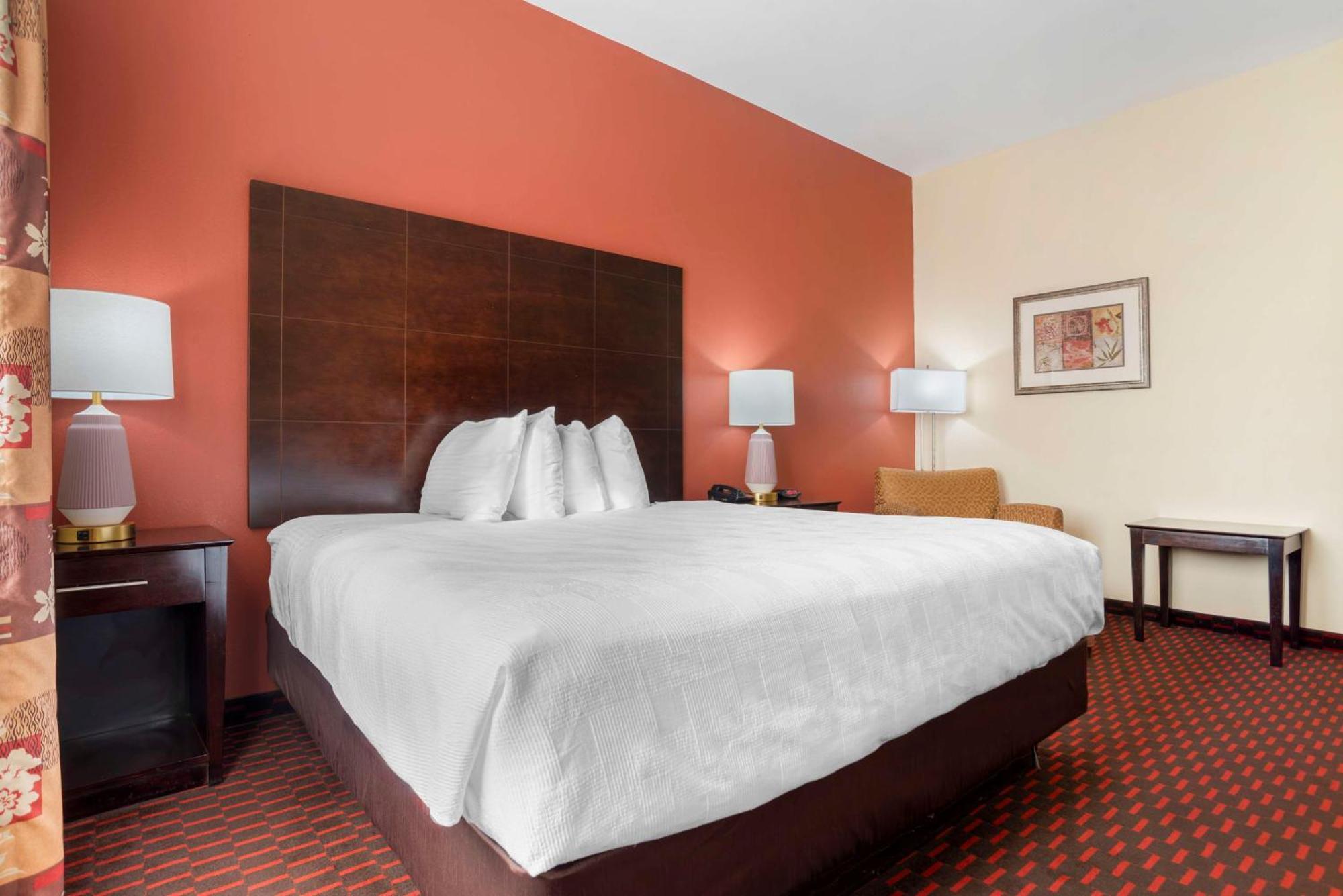 Best Western Plus Flowood Inn & Suites Exterior photo