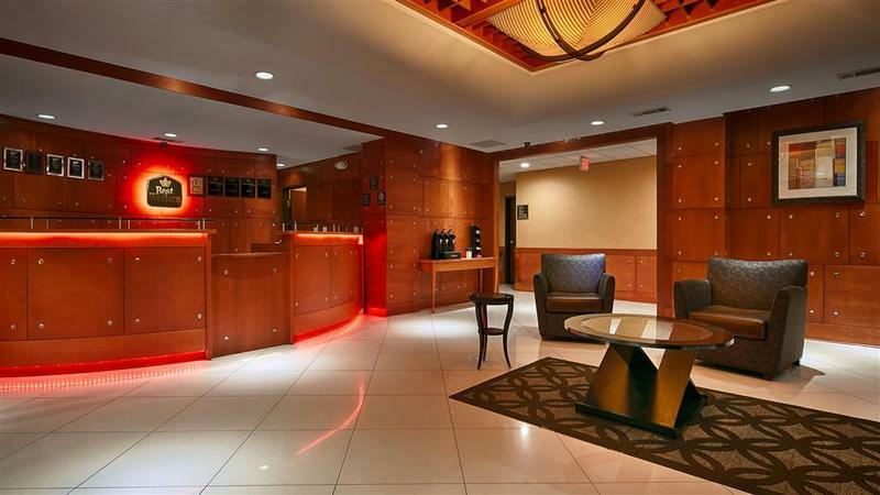 Best Western Plus Flowood Inn & Suites Exterior photo
